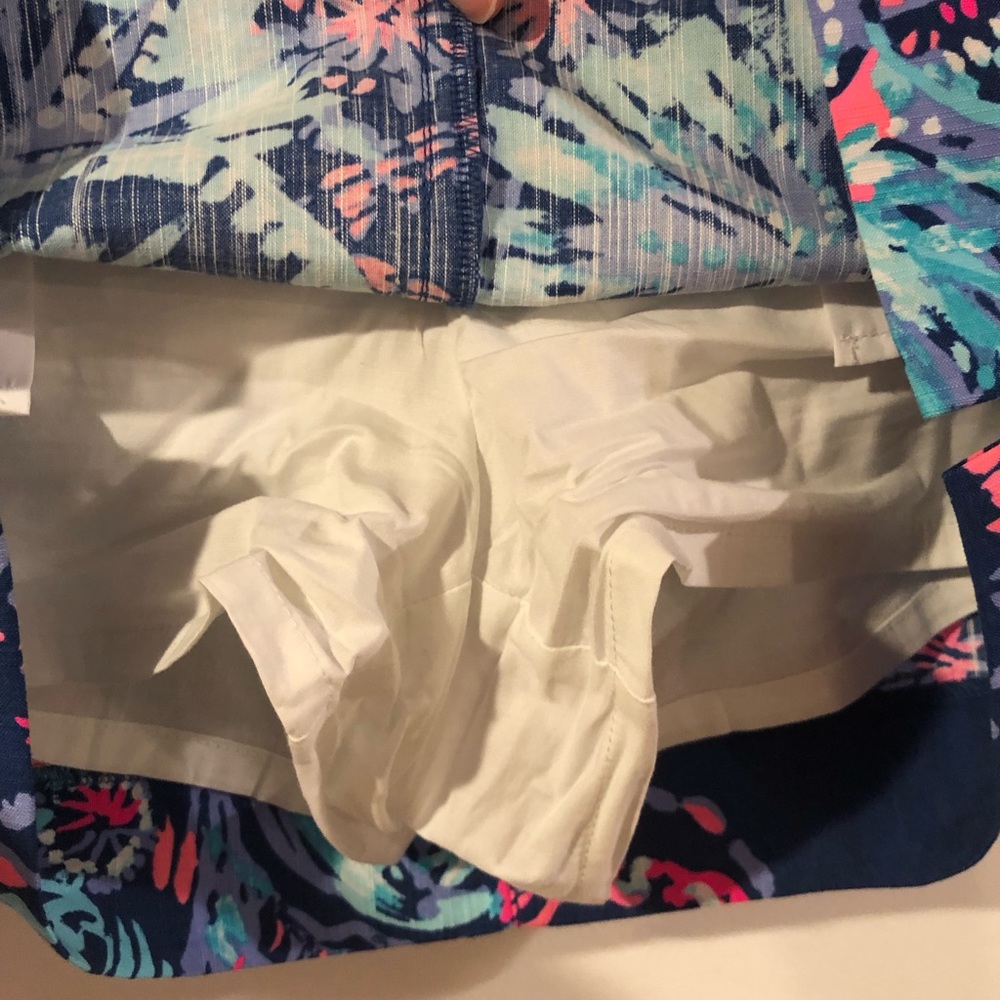 Lilly Pulitzer skort - Picture 4 of 4